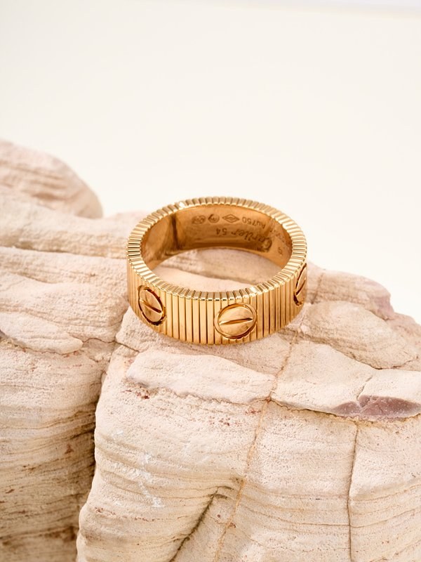 까르띠에 LOVE 러브 언리미티드 링 2color [매장가 459만원대]