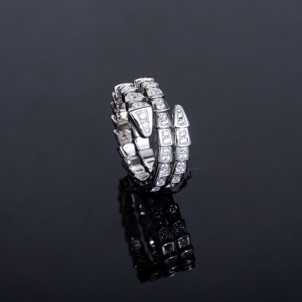 불가리 세르펜티 바이퍼 링 [매장가 650만원대]