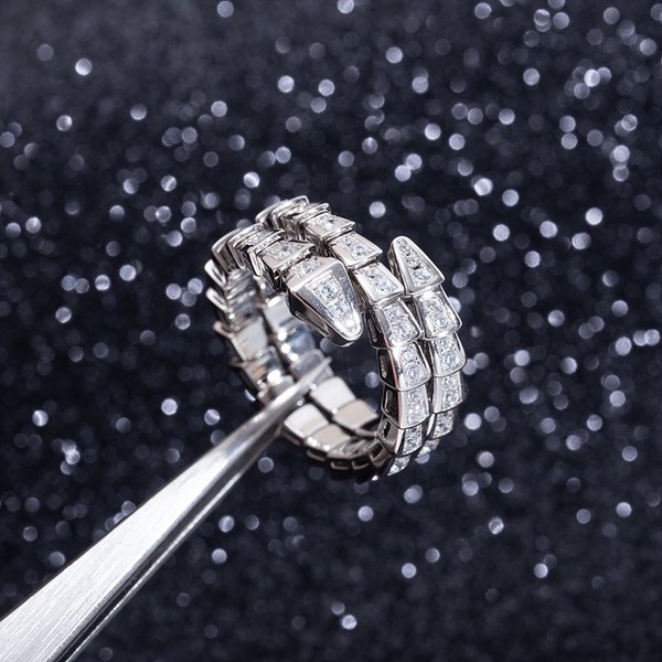 불가리 세르펜티 바이퍼 링 [매장가 650만원대]