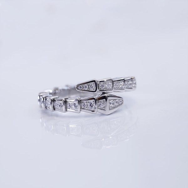 불가리 세르펜티 바이퍼 링 [매장가 669만원대]