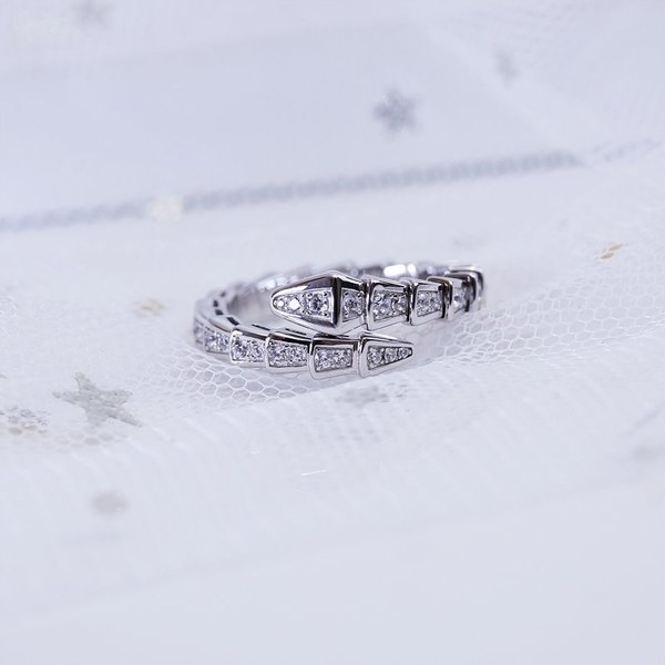 불가리 세르펜티 바이퍼 링 [매장가 669만원대]