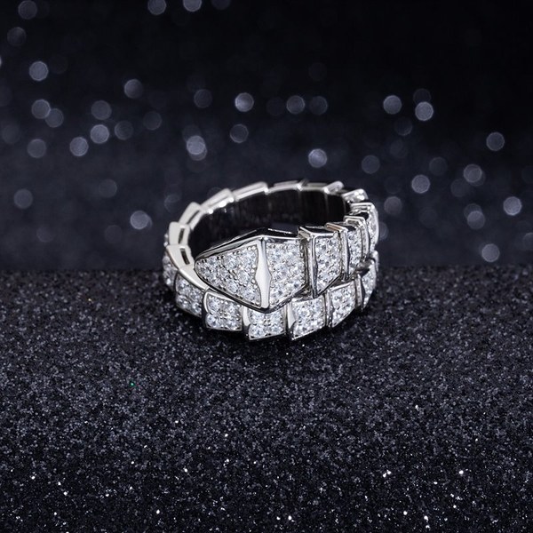 불가리 세르펜티 바이퍼 링 [매장가 669만원대]