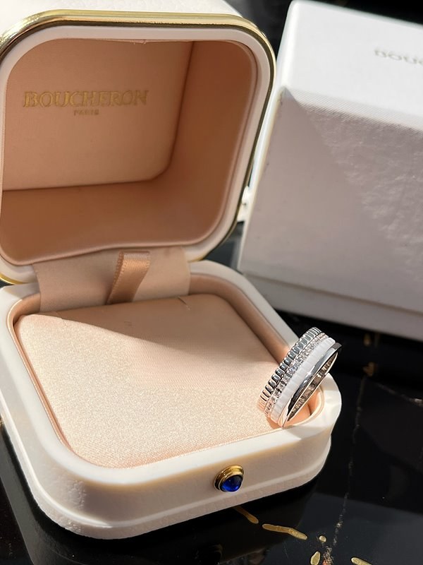 부쉐론 콰트로 더블 에디션 스몰링 2color [매장가 1135만원대]