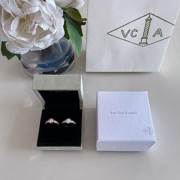 반클리프 플로레뜨 링 2color