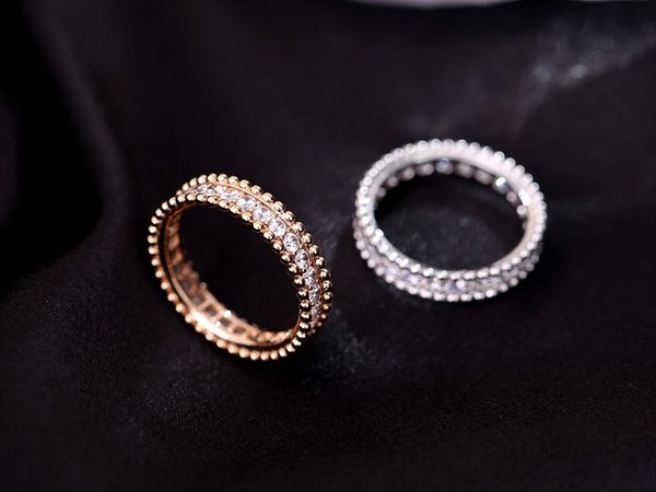 반클리프 뻬를리 다이아몬드 링 2color