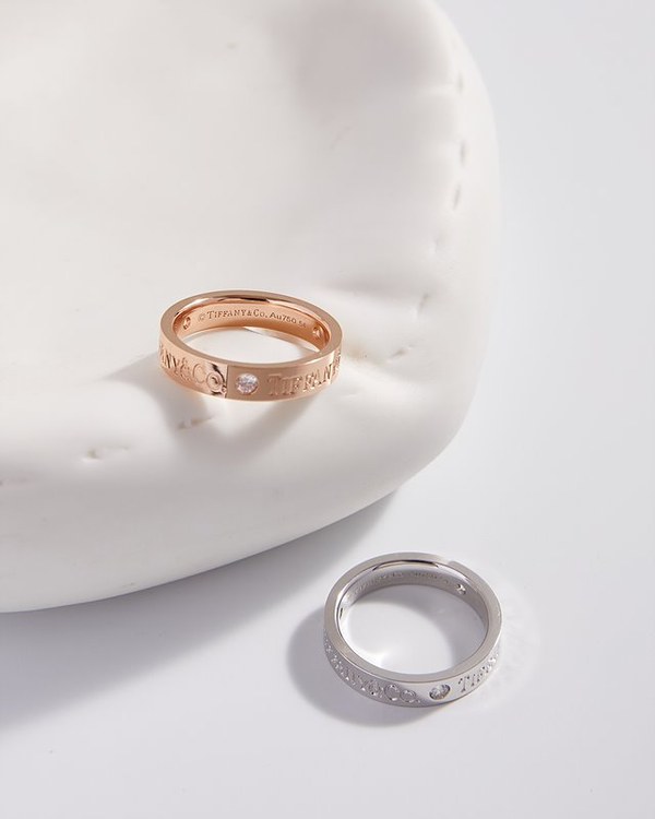 티파니앤코 T&CO 밴드링 2color [매장가 281만원대]
