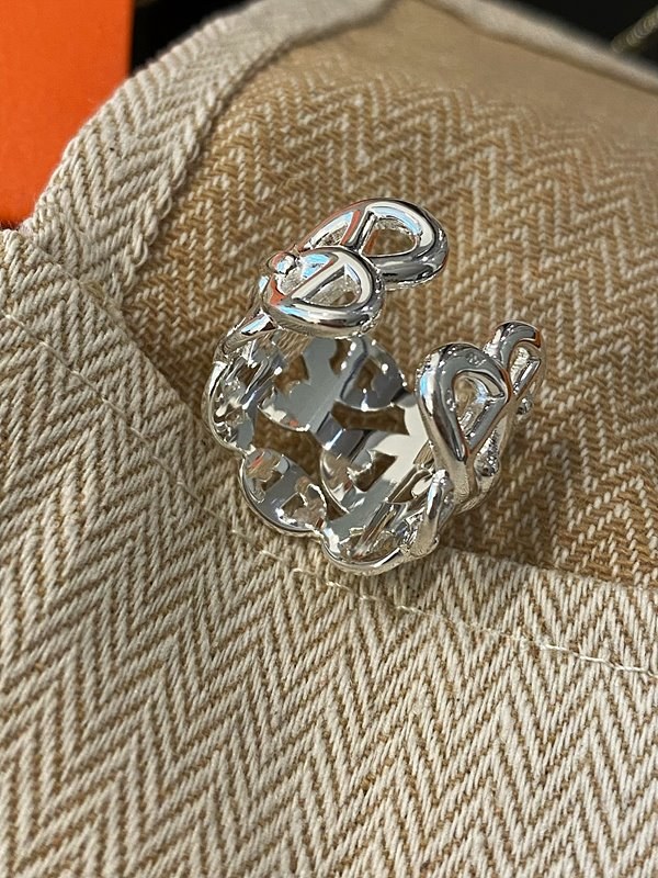 에르메스 체인 단크르 링 [매장가 97만원대]