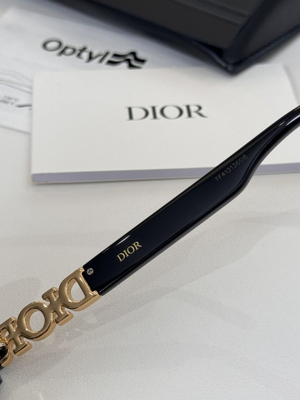 디올 DIOR 로고 선글라스 아이웨어 / 6COLOR [매장가90만원대]