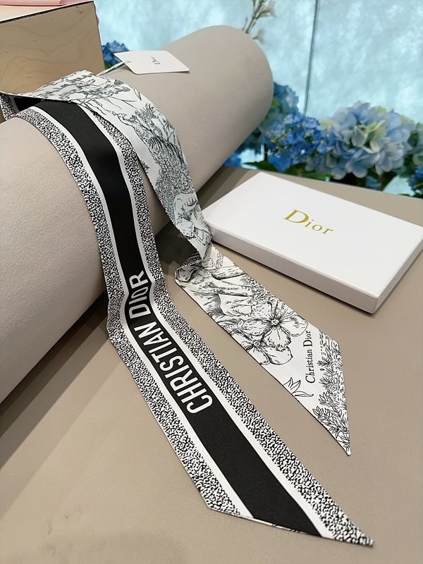 디올 Dior 미차 스카프 / flower /