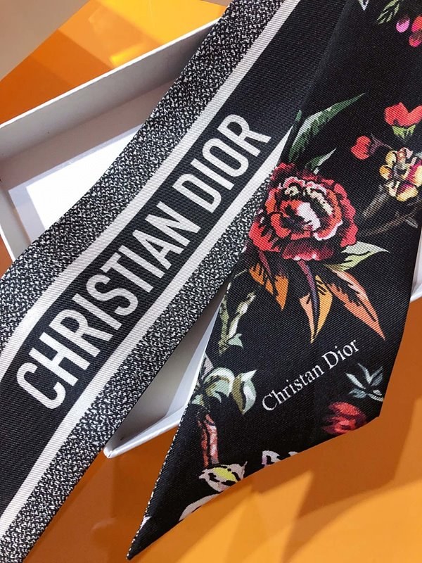디올 Dior 미차 스카프 / JARDIN BOTANIQUE / 블랙