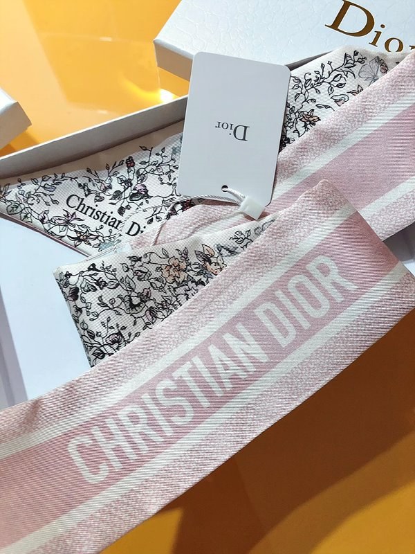 디올 Dior 미차 스카프 / Butterfly Around the World / 핑크