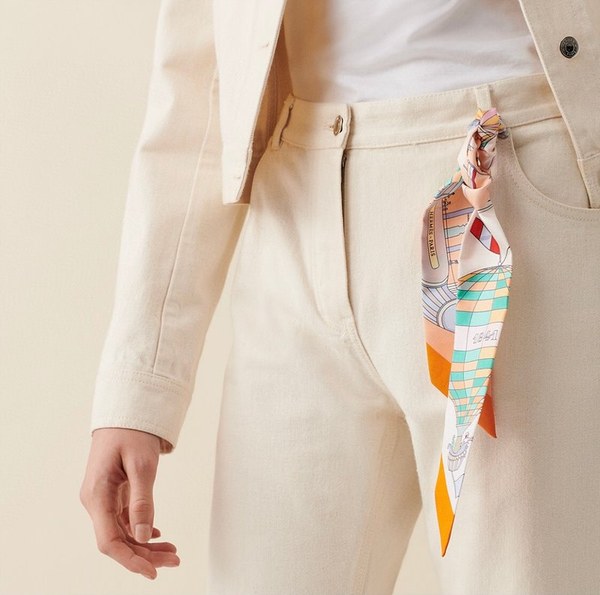 에프메스 드림오브 플라이 인더 스카이 트윌리 스카프 4COLOR [매장가 100만원대]