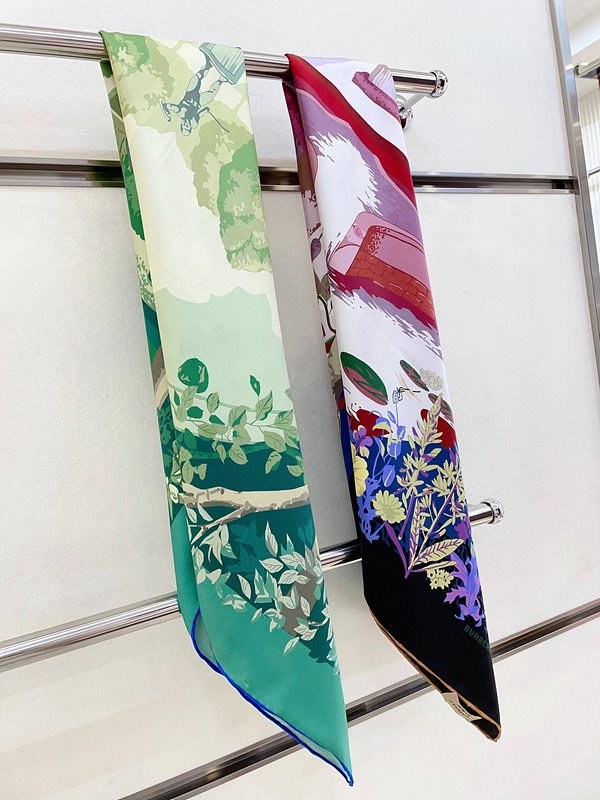 버버리 하이그로브 스카프 2COLOR [매장가 260만원대]