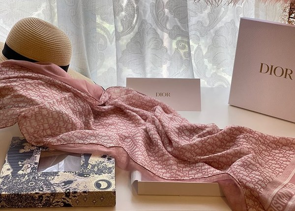 디올 실크 오블리크 스카프 [매장가 350만원대]