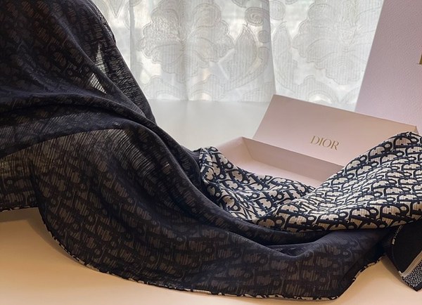 디올 실크 오블리크 스카프 [매장가 350만원대]