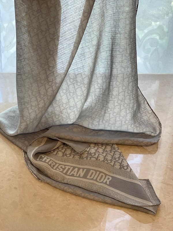 디올 실크 오블리크 스카프 [매장가 350만원대]