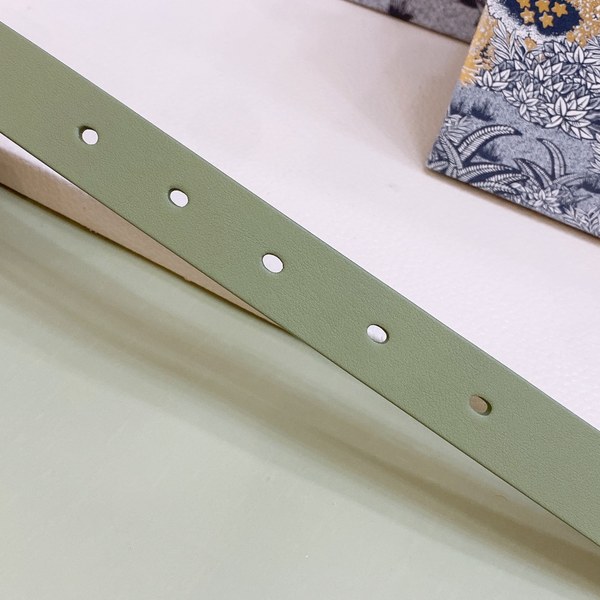 디올 Dior Saddle 리버시블 벨트 / 플라시드블루라떼 20mm [매장가123만원대]