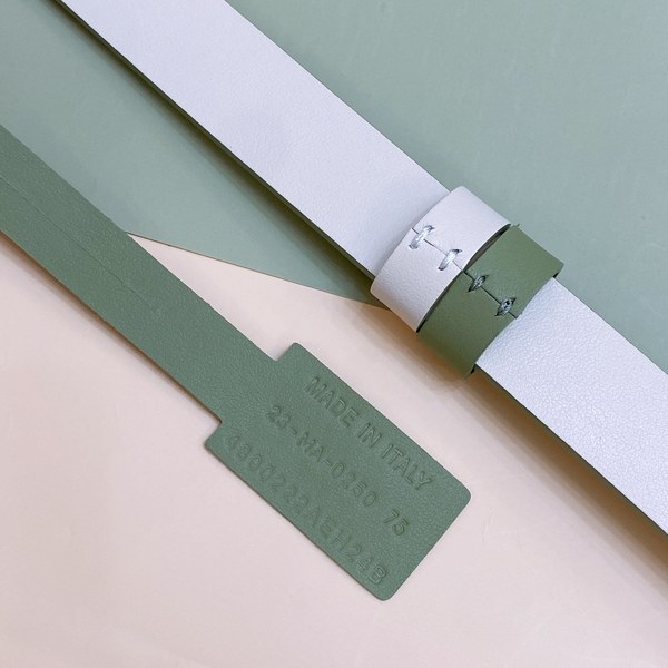 디올 Dior Saddle 리버시블 벨트 / 플라시드블루라떼 20mm [매장가123만원대]