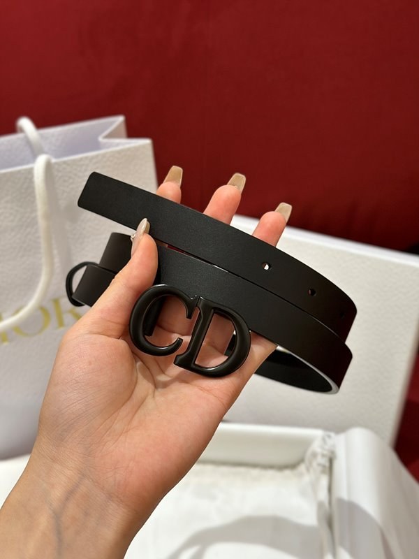 디올 Saddle 벨트 [매장가 83만원대]