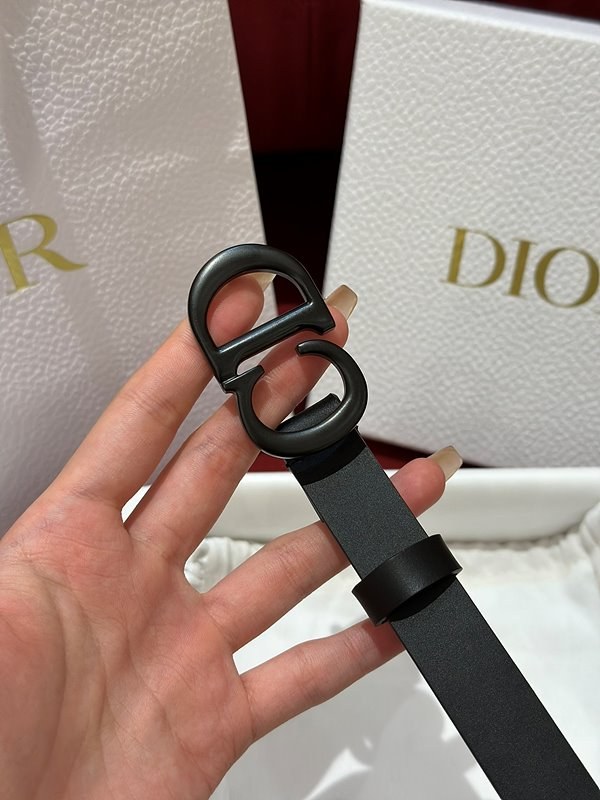 디올 Saddle 벨트 [매장가 83만원대]