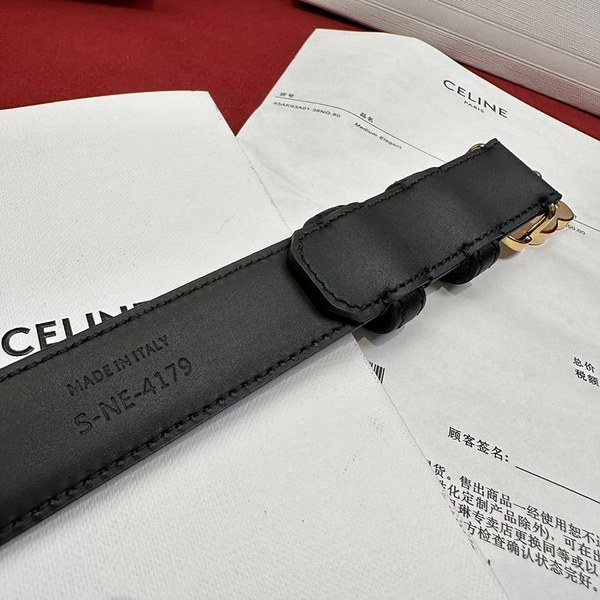 셀린느 미디엄 트리옹프 벨트 [매장가 90만원대]
