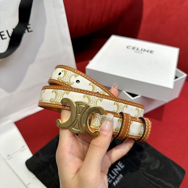 셀린느 미디엄 트리옹프 벨트 [매장가 90만원대]