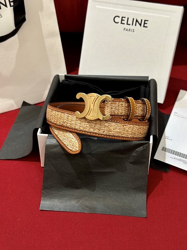 셀린느 미디엄 트리옹프 벨트 [매장가 90만원대]