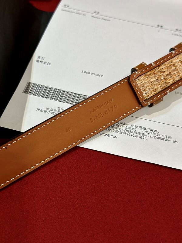 셀린느 미디엄 트리옹프 벨트 [매장가 90만원대]