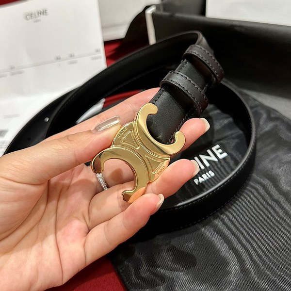 셀린느 스몰 트리옹프 벨트 [매장가 84만원대]