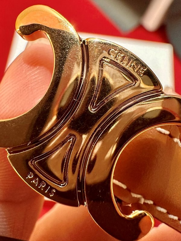 셀린느 틴 트리옹프 벨트 [매장가 73만원대]