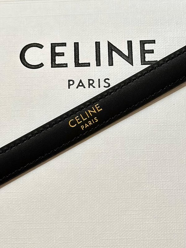 셀린느 틴 트리옹프 벨트 [매장가 73만원대]