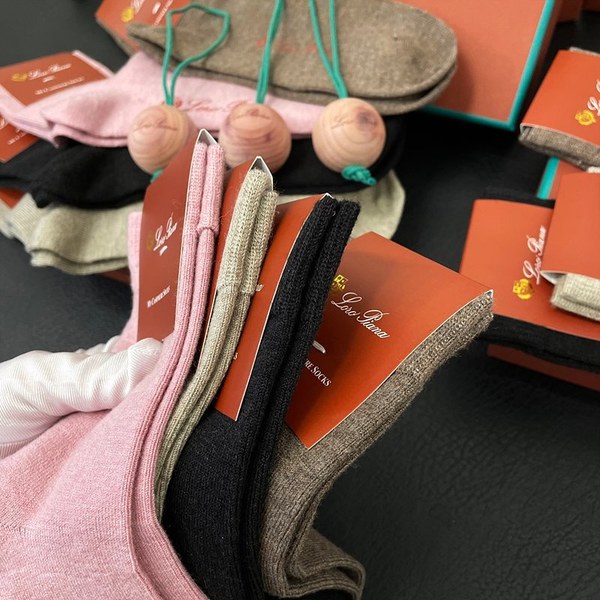 로로피아나 양말 4세트 [매장가 120만원대]