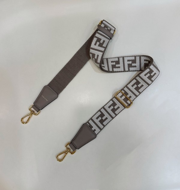 펜디 Fendi 숄더 스트랩 유 / 그레이 [매장가135만]