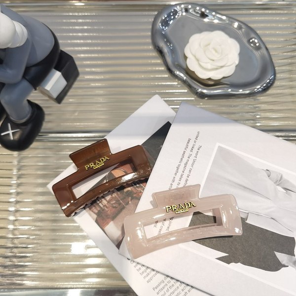 프라다 로고 헤어 집게핀 / 5컬러