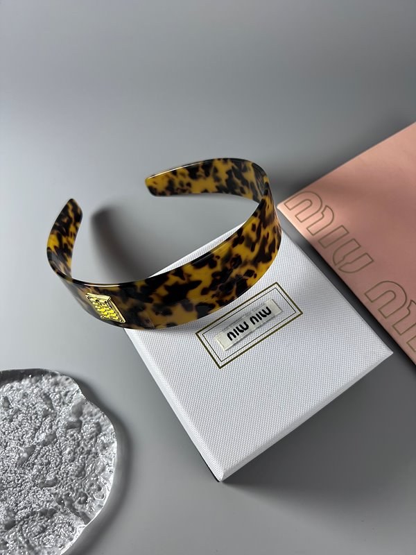 미우미우 플렉시글라스 헤드밴드 [매장가 73만원대]