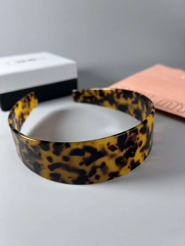 미우미우 플렉시글라스 헤드밴드 [매장가 73만원대]