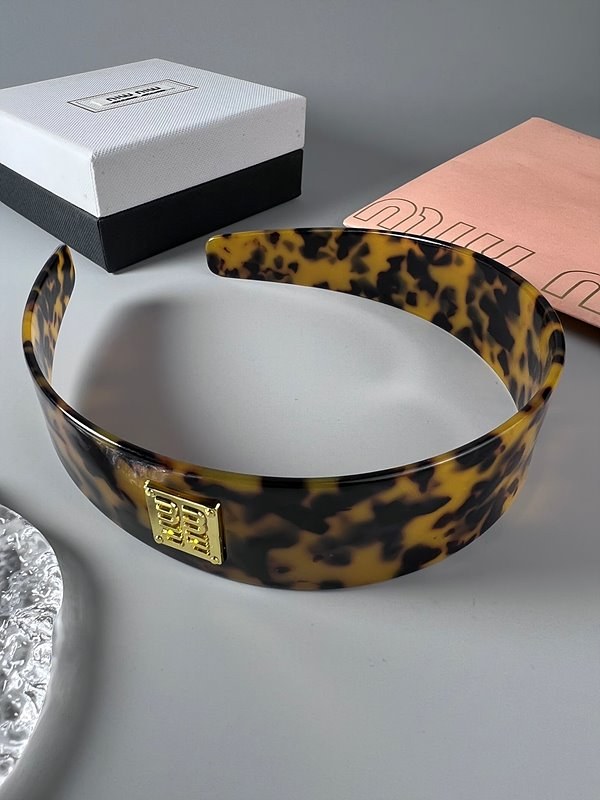 미우미우 플렉시글라스 헤드밴드 [매장가 73만원대]