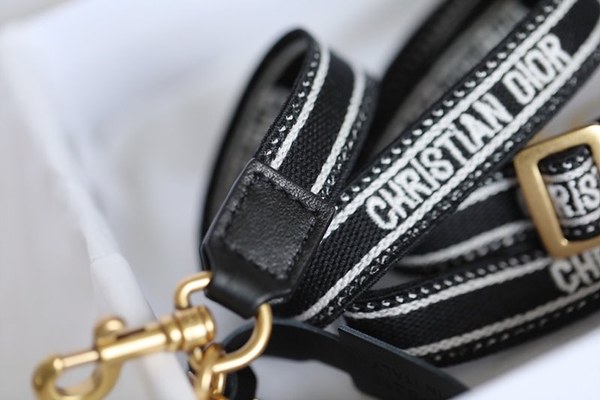 가방 길이조절 가능한 마이크로 숄더 스트랩 / 블루 [매장가120만원대]