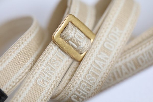 가방 길이조절 가능한 마이크로 숄더 스트랩 / 베이지 [매장가120만원대]