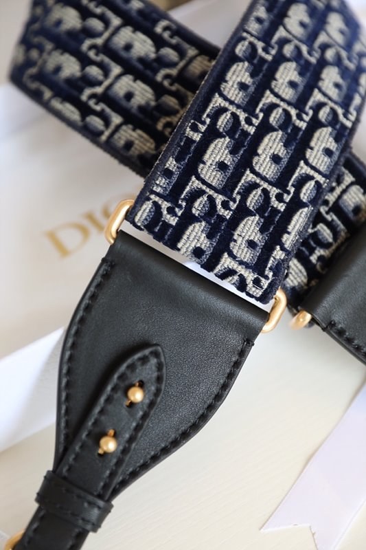 길이 조절 가능한 링 숄더 스트랩 / 오블리크 [매장가160만원대]