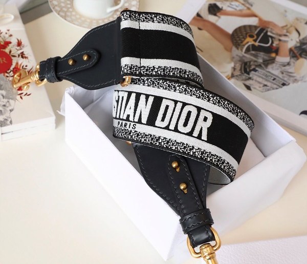 길이 조절 가능한 링 숄더 스트랩 / 블랙 [매장가160만원대]