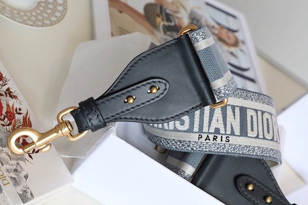 길이 조절 가능한 링 숄더 스트랩 / 그레이 [매장가160만원대]