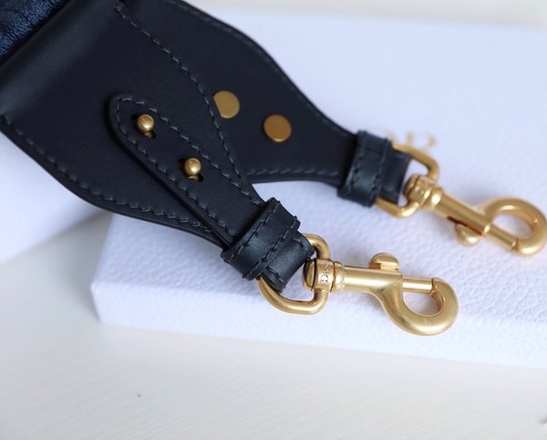 디올 링 숄더 스트랩 / 데님 [매장가205만원대]