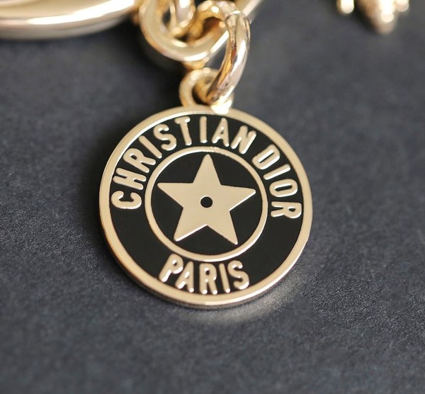 디올 30 Montaigne 몽테인 백참 [매장가 145만원대]