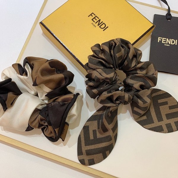 펜디 헤어밴드 [매장가 200만원대]