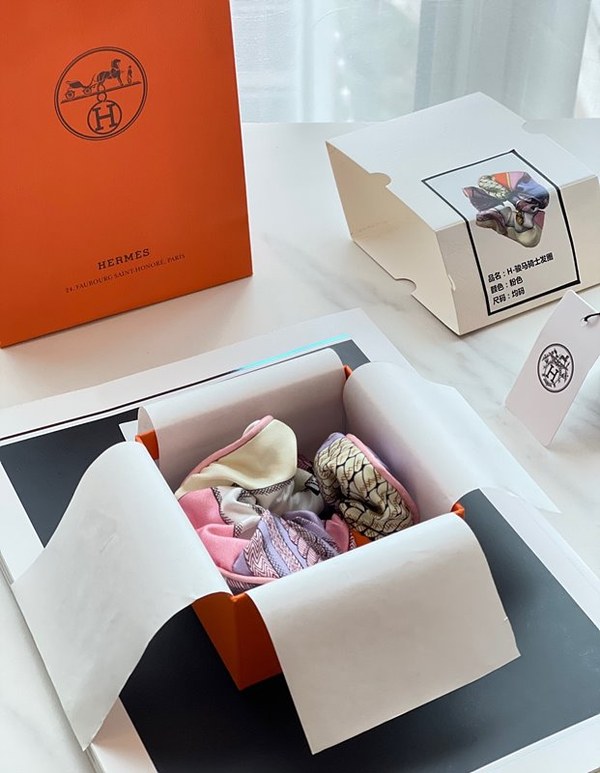 에르메스 에밀 컬렉션 헤어밴드 [매장가 140만원대]