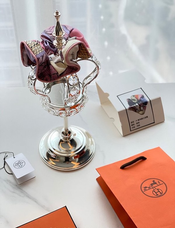 에르메스 에밀 컬렉션 헤어밴드 [매장가 140만원대]