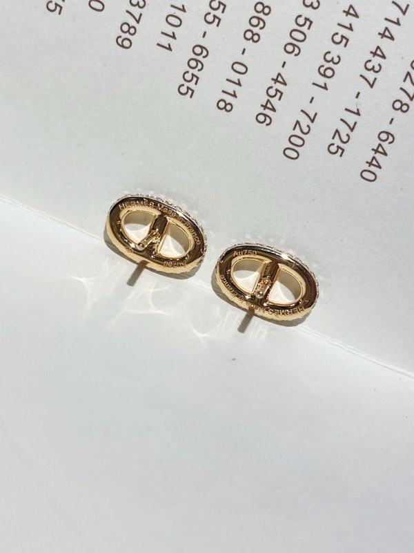 에르메스 다이아 귀걸이 [매장가 240만원대]