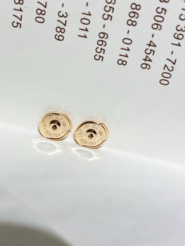 에르메스 다이아 귀걸이 [매장가 240만원대]