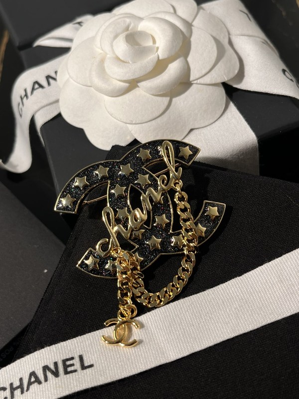 샤넬 브로치 [매장가 180만원대]